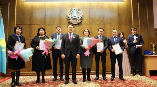 قارجى مينيسترلىگى تاۋەلسىزدىك كۇنىن اتاپ ءوتتى