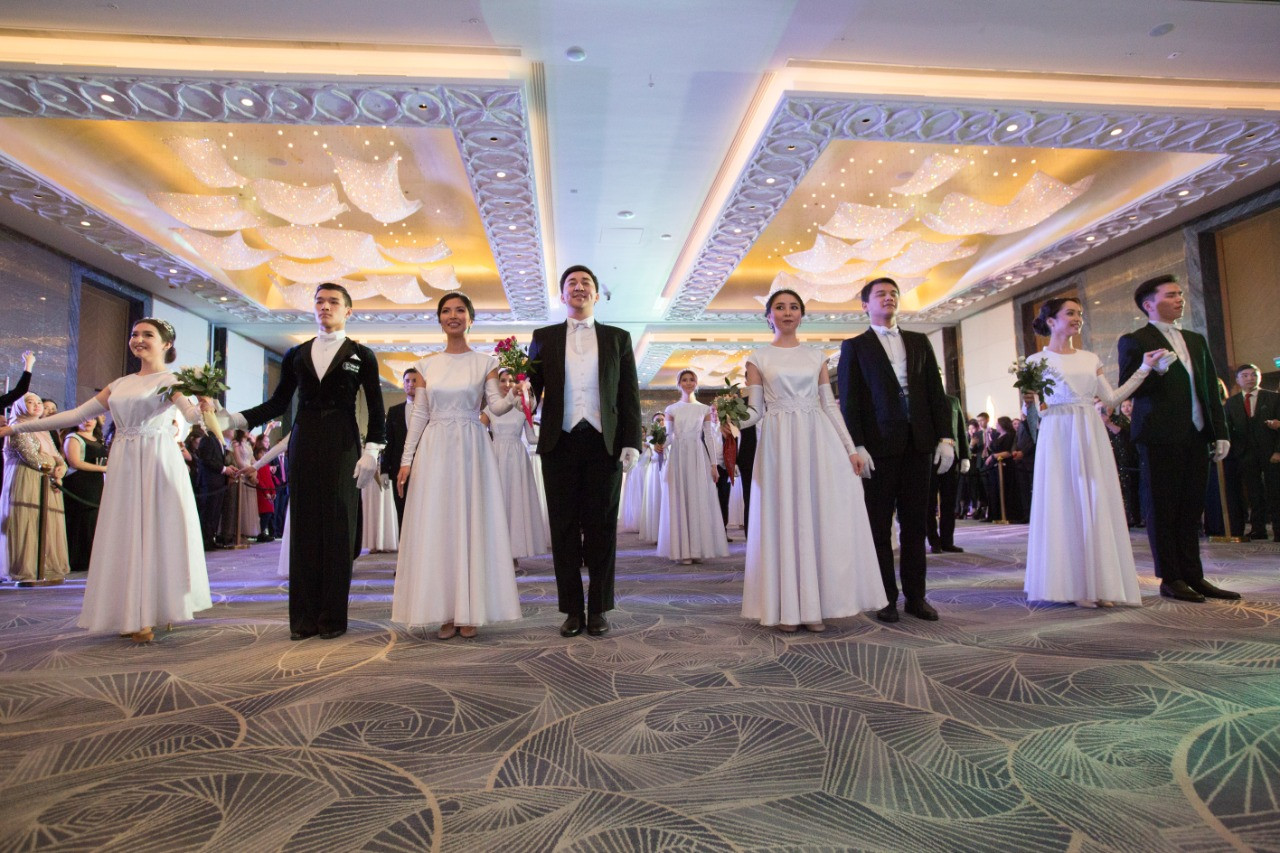 نۇر-سۇلتاندا «ءبىر الەم – ءبىر ءومىر» حالىقارالىق جاستار بالى ءوتتى