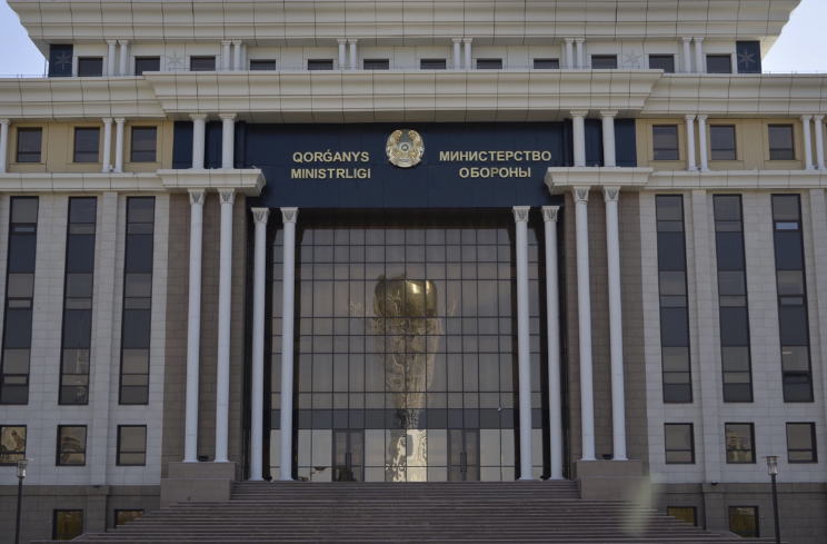 قازاقستان قورعانىس جانە قاۋىپسىزدىك اۋقىمىنداعى سەرىكتەستىكتى دامىتۋعا ۇمتىلۋدا