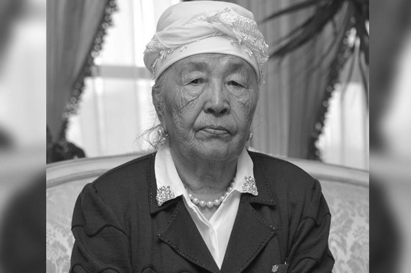 يمانعالي تاسماعانبەتوۆتىڭ اناسى دۇنيەدەن وزدى