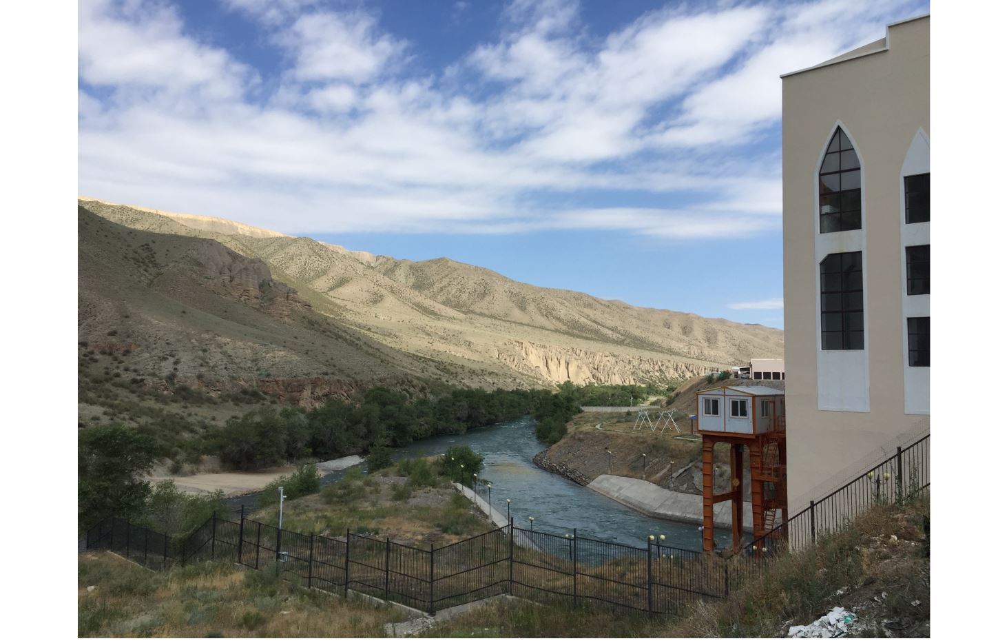 مويناق گەس-ءى ەلىمىزدىڭ وڭتۇستىگىنە قاجەت ەلەكتر ەنەرگياسىن وندىرەدى