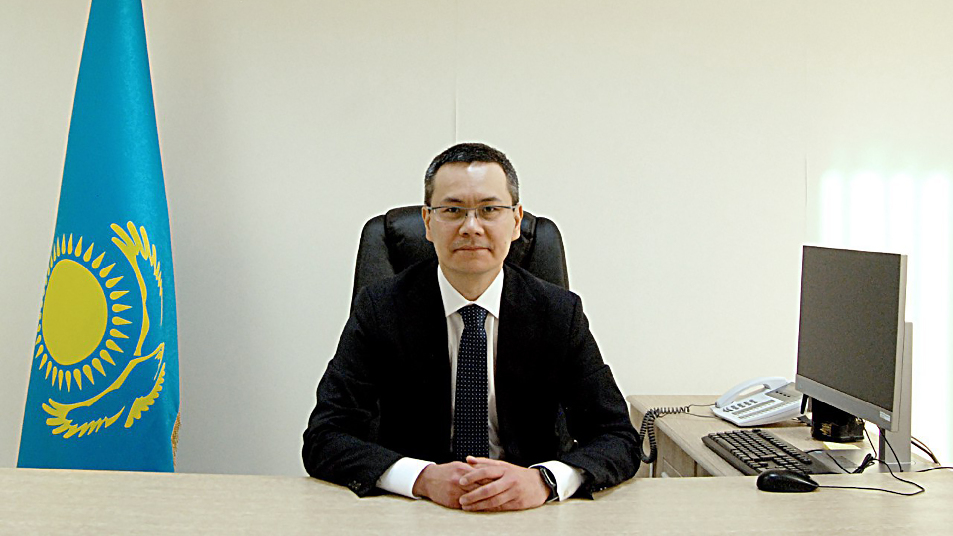 ميراس داۋلەنوۆ ءبىلىم جانە عىلىم ۆيتسە-ءمينيسترى بولىپ تاعايىندالدى