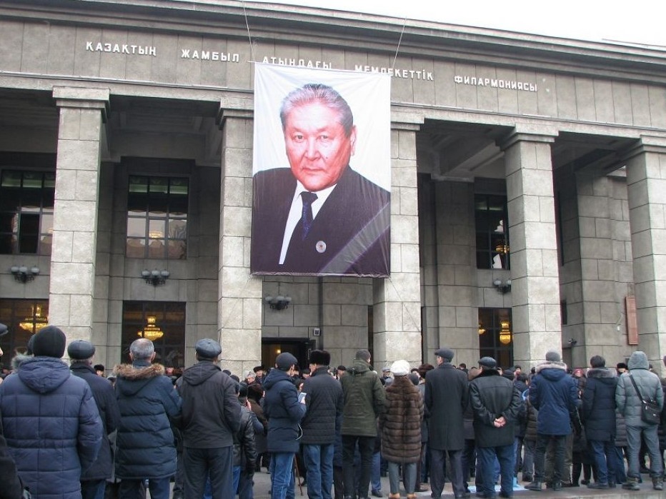 الماتى جۇرتشىلىعى سەرىكبولسىن ءابدىلديندى اقتىق ساپارعا شىعارىپ سالدى