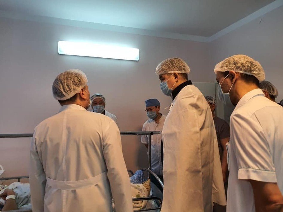 دەنساۋلىق ساقتاۋ ءمينيسترى ۇشاق اپاتىنان زارداپ شەككەن ناۋقاستىڭ جاعدايىن ءبىلدى