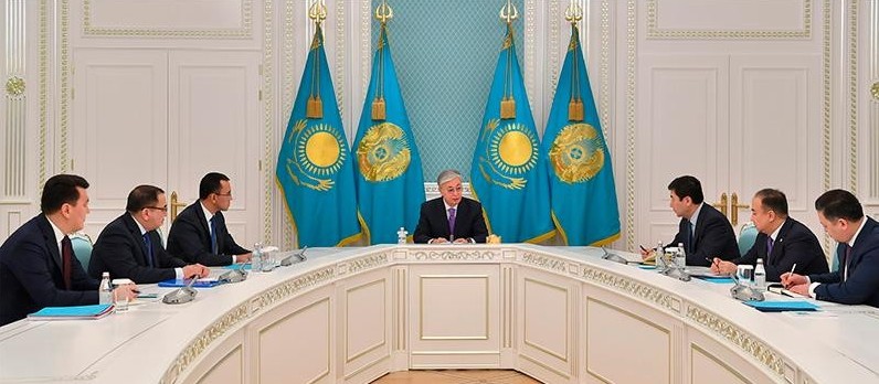 قاسىم-جومارت توقاەۆ 2020 جىلعى جۇمىستاردىڭ باسىم باعىتتارى جونىندە جيىن وتكىزدى