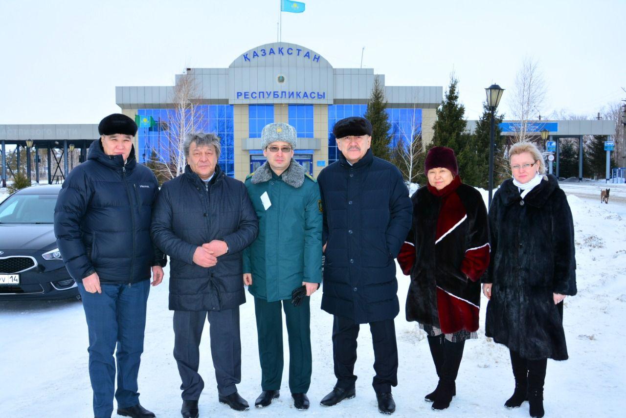 سەنات دەپۋتاتتارى جەلەزين اۋدانىندا بولدى