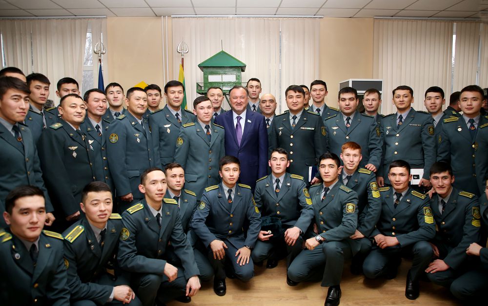 مۇحتار قۇل-مۇحاممەد ءىس-ساپارمەن الماتىعا باردى