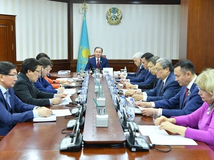 نۇرلان نىعماتۋليننىڭ توراعالىعىمەن ءماجىلىستىڭ بيۋرو وتىرىسى ءوتتى