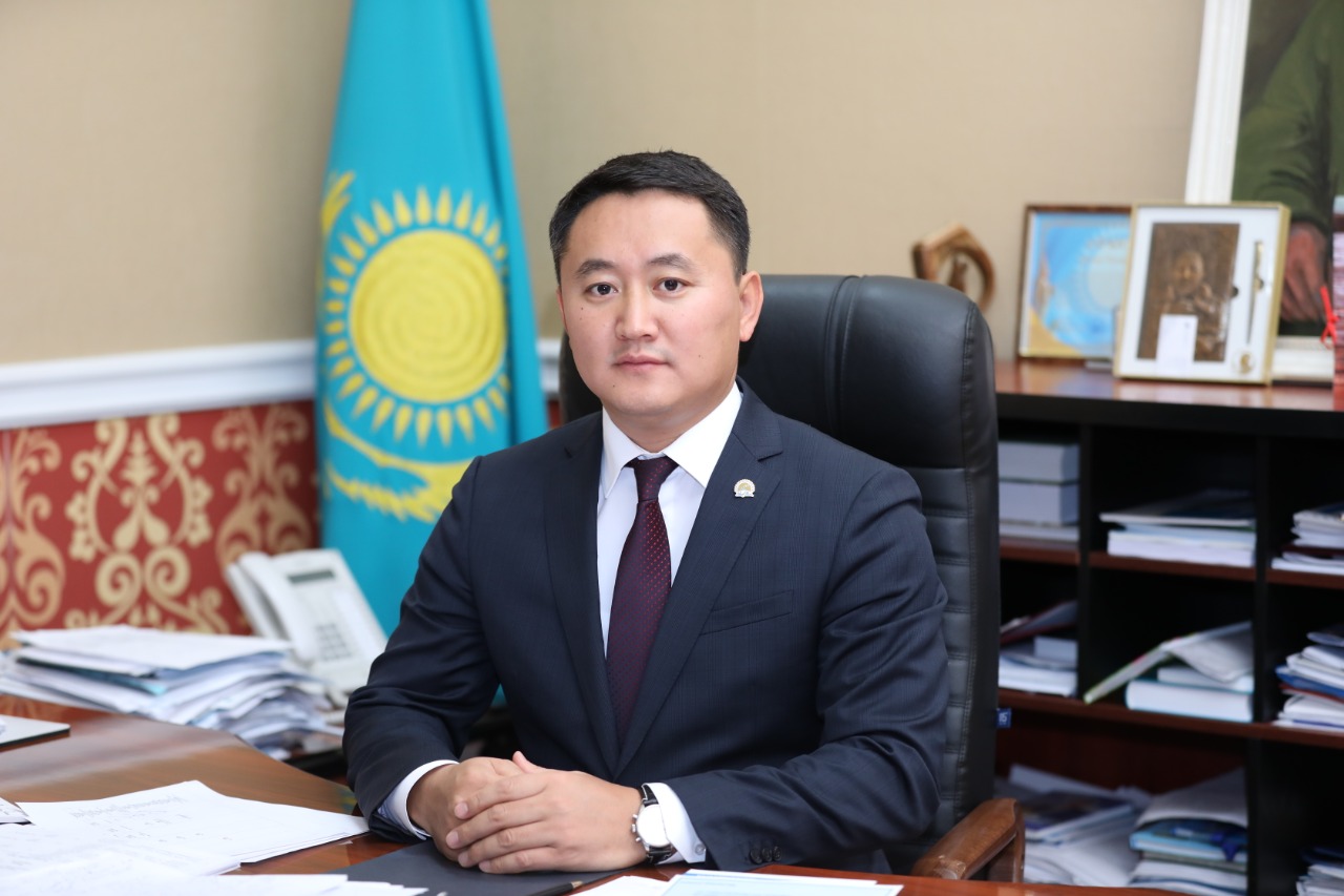 مۇحتار تولەگەن: اباي ءۇنى - حالىق ءۇنى