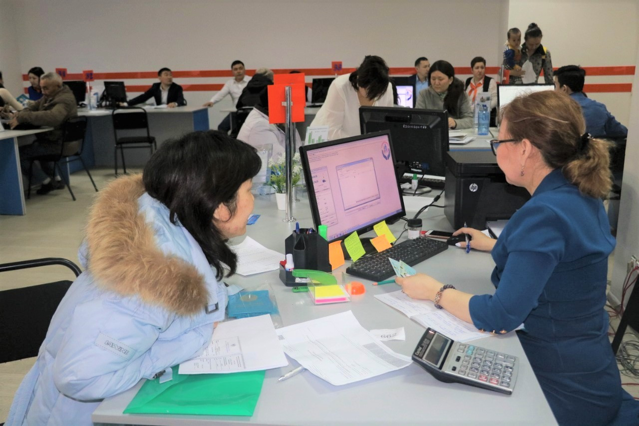 اتاۋلى الەۋمەتتىك كومەككە وتىنىشتەر حقك ورتالىقتارىندا قابىلدانبايدى - مينيسترلىك