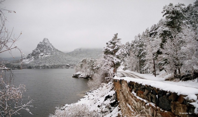 قىلقالامنىڭ ۇشىنداعى بۋراباي