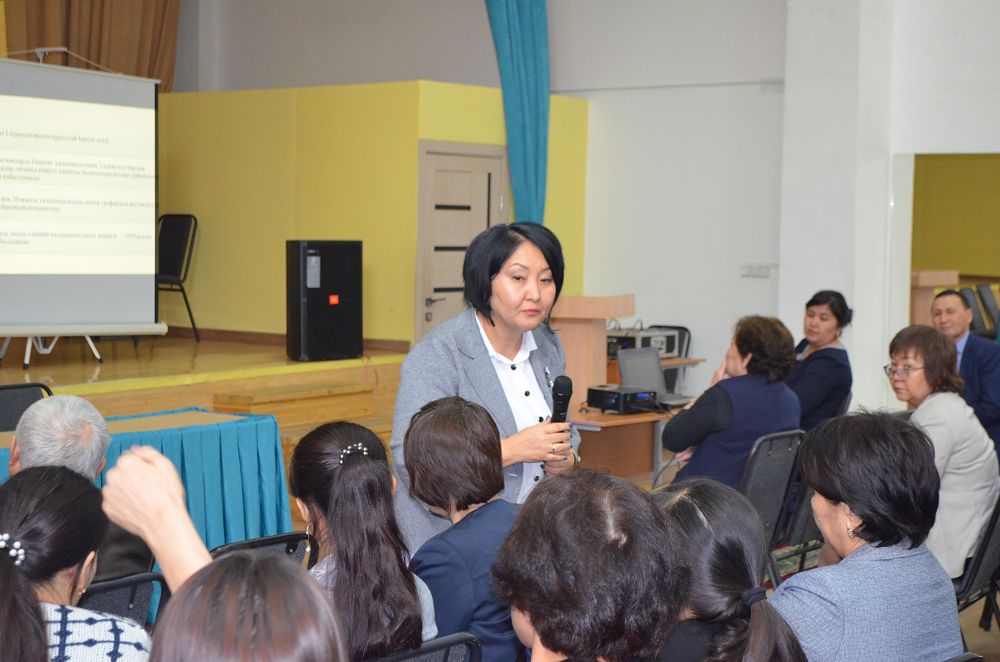 «ورلەۋ» ماماندارى ەرىكتىلەر جۇمىسىن باستادى