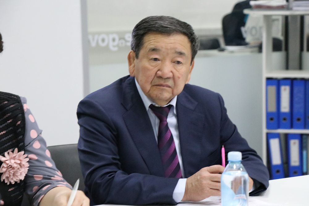 الماتىدا جاقسىلىق ۇشكەمپىروۆ سىيعا تارتقان محقو بار