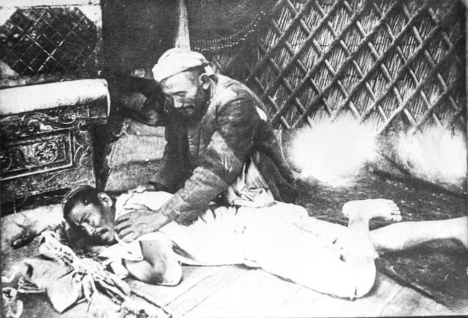 قازاقتىڭ تۇڭعىش دارىگەرى – مۇحامەدجان قاراباەۆتىڭ ەسىمىن ۇمىتپايىق