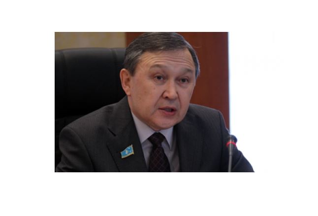 الىسقا قۇلاش سەرمەۋگە ۇندەيدى