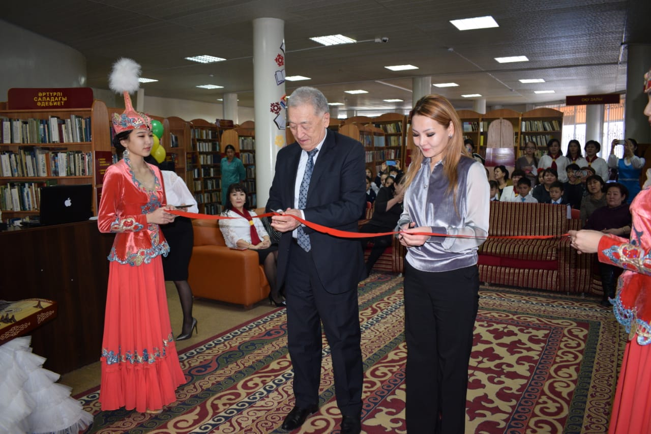 «ۇلت رۋحىن  ۇلىقتاعان  ۇلى ويشىلدار» جانە «قازاق مەملەكەتىنىڭ بەسىگى» اتتى كورمە اشىلدى