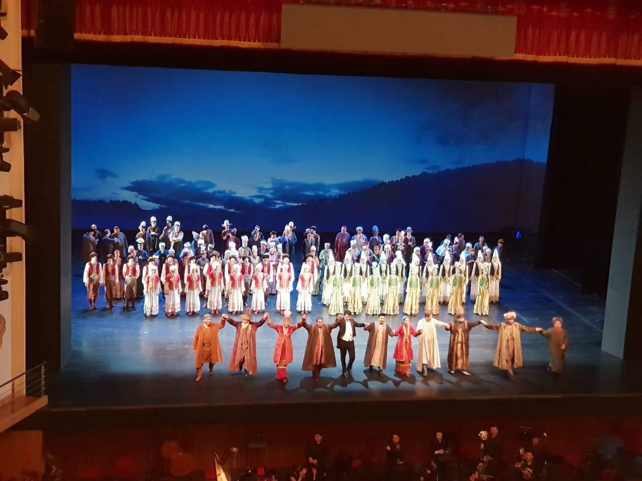 ۇلتتىق كلاسسيكا جاۋھارى «اباي» وپەراسى كورەرمەنگە ۇسىنىلدى