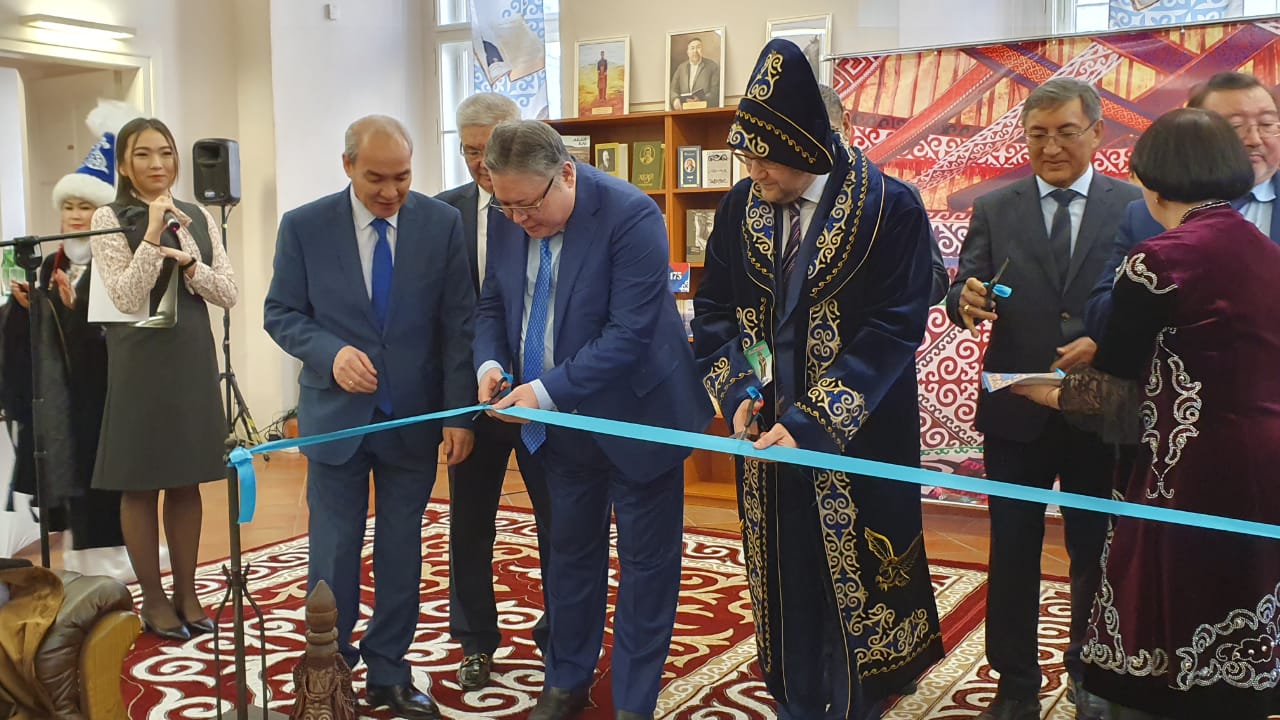 التىن پراگادا –  اباي ورتالىعى