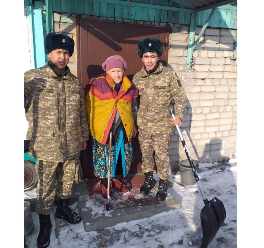 اۋعان سوعىسى ارداگەرلەرىنىڭ اتا-انالارىنا قولعابىس جاسادى