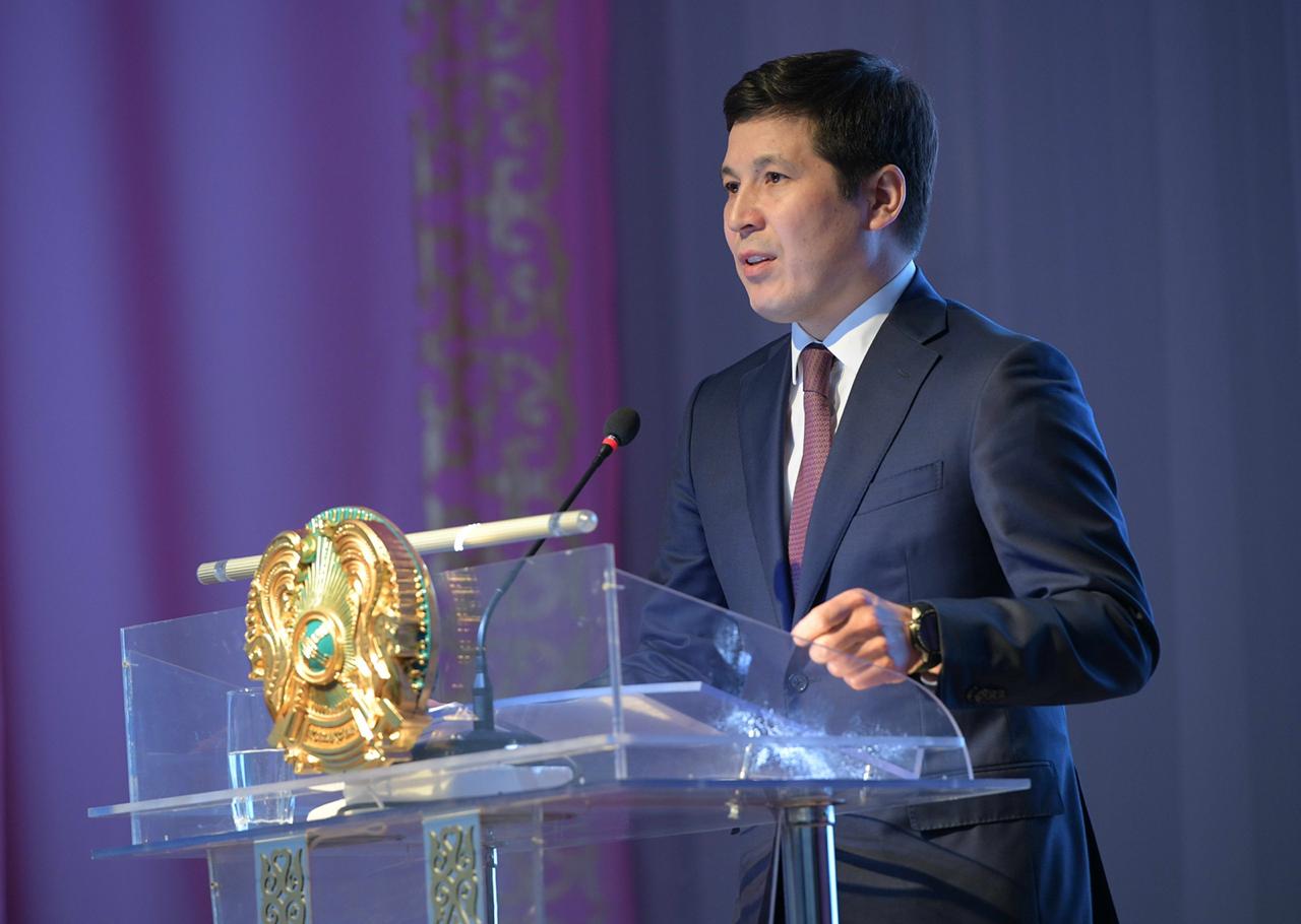 تۋعان جەر, تۋعان اۋىل اركىمگە دە, اكىمگە دە  ىستىق