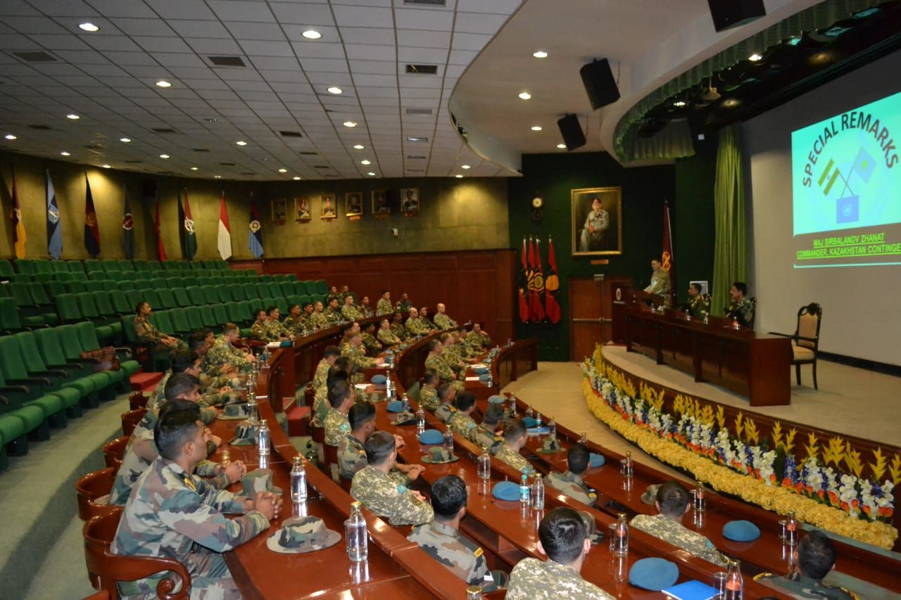 قازاقستاندىق بىتىمگەرلەر - ءۇندىستاندا