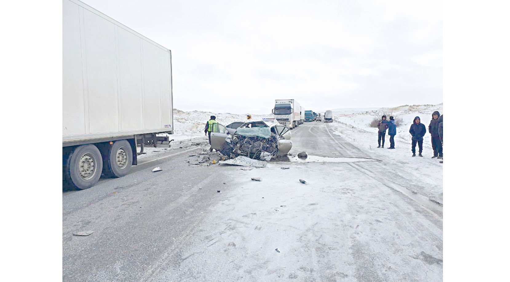 بەيبىت كۇندەگى قازاعا كىم كىنالى؟