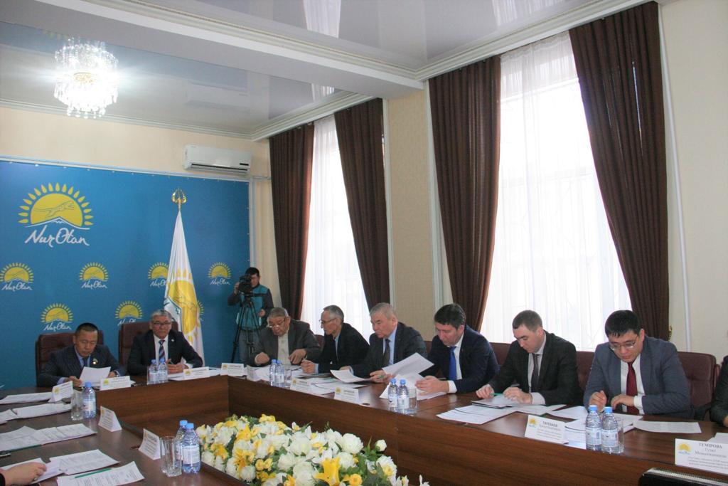 سىبايلاس جەمقورلىققا قارسى ءىس-قيمىل جونىندەگى قوعامدىق كەڭەستىڭ وتىرىسى ءوتتى