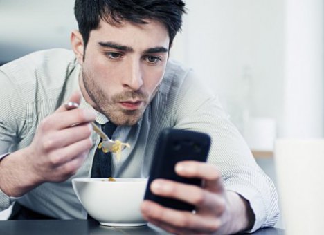 كىمدەر سمارتفونسىز ءومىر سۇرە المايدى؟