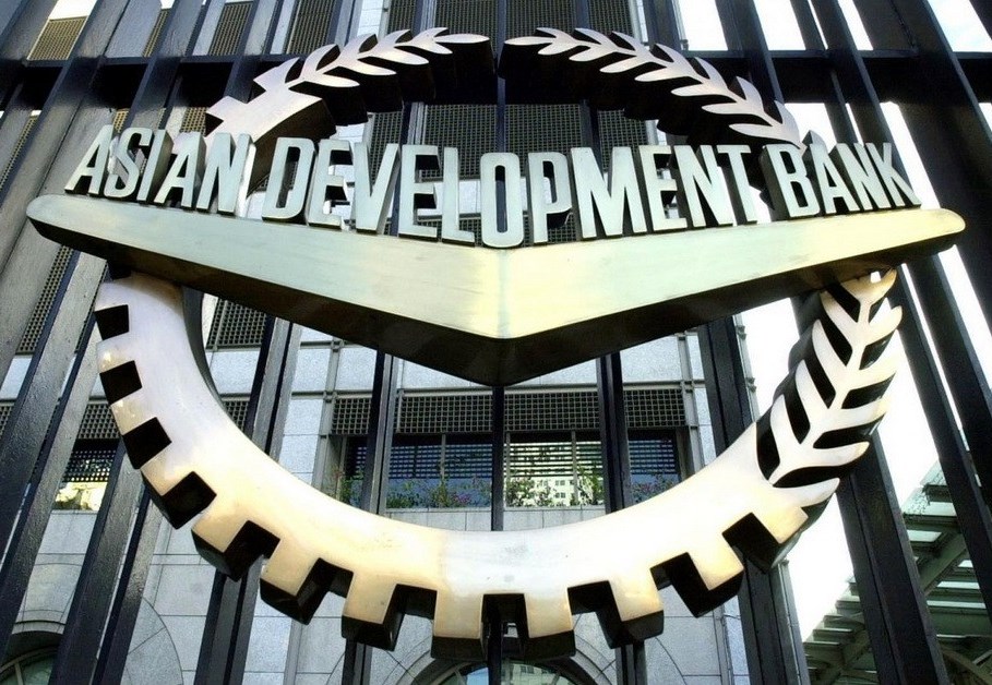 ازيا دامۋ بانكى  جەكە سەكتورعا بەت بۇردى