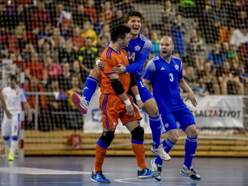 فۋتزال: قازاقستان الەم چەمپيوناتىنا قاتىسادى