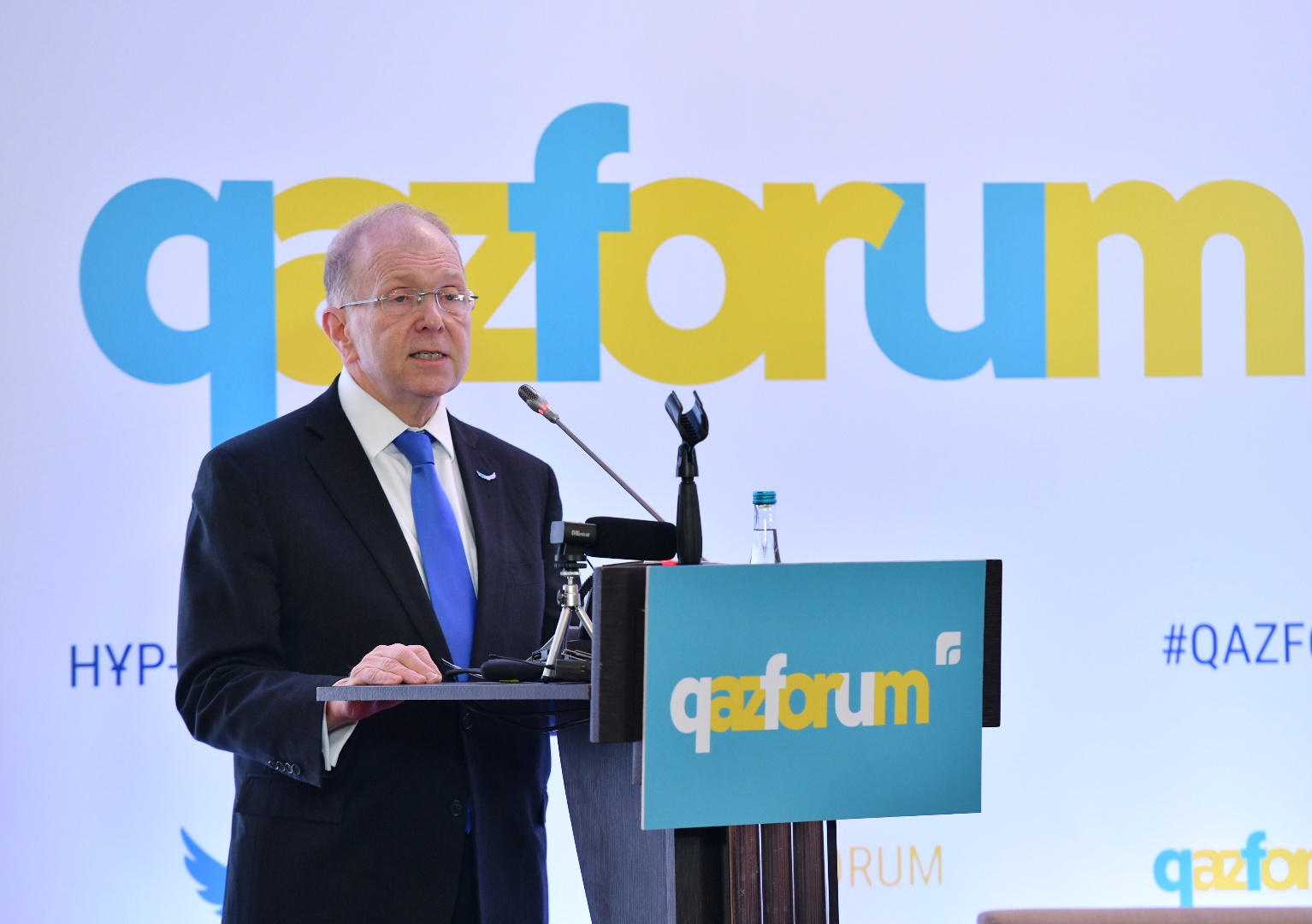 قازاقتىلدى مەديا ءۇشىن جارناما تارتۋ ماسەلەسى وزەكتى - اقش ەلشىسى