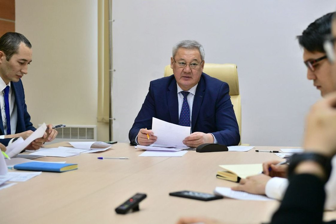 ەرمەك قيزاتوۆ: سپورتشىلار تۇتاس قازاقستاننىڭ يميدجىنە نۇقسان كەلتىردى