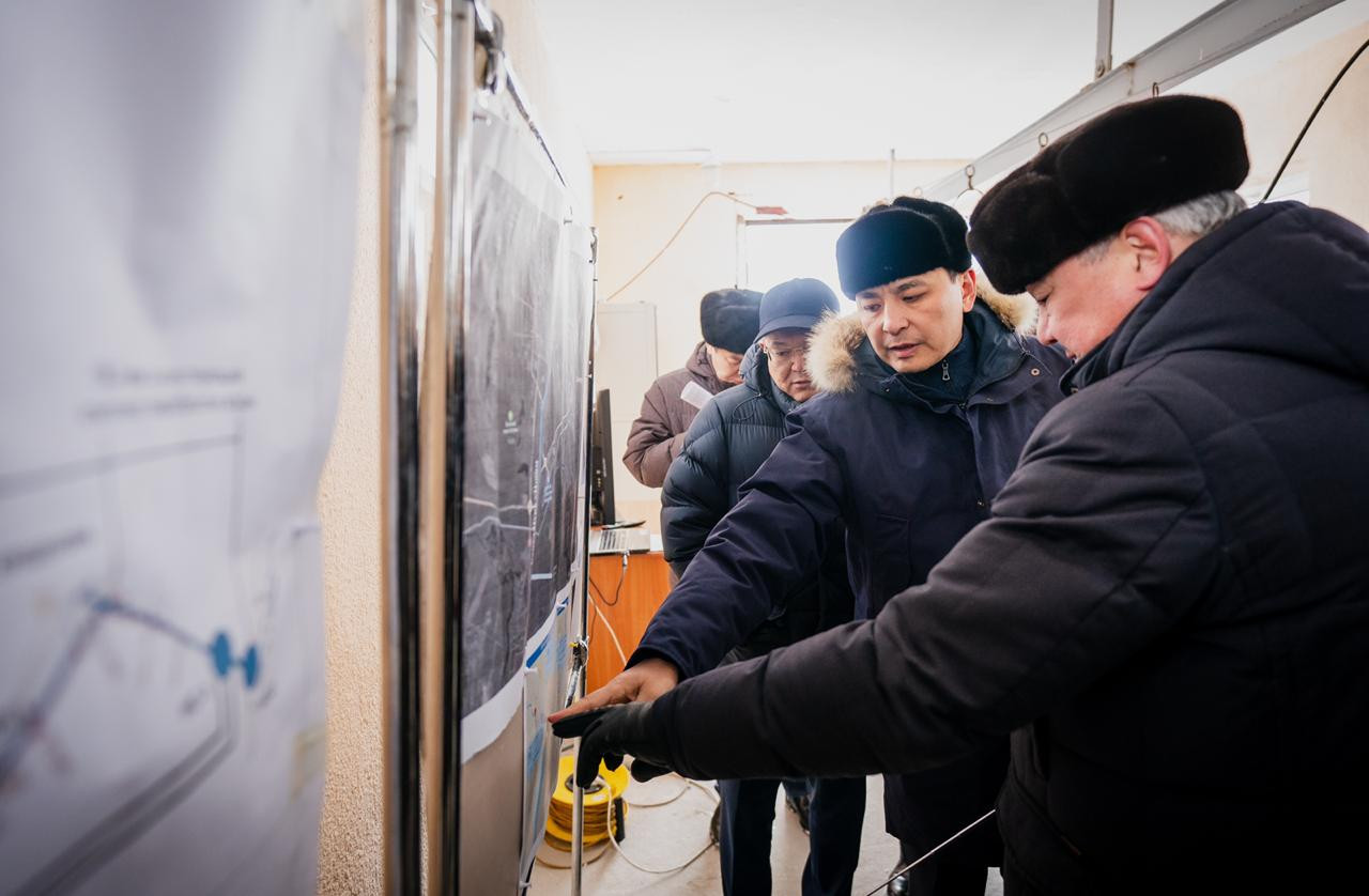 ەلوردا اكىمى قالانى سۋ تاسقىنىنان قورعايتىن سۋ رەتتەگىشتىڭ جۇمىسىمەن تانىستى