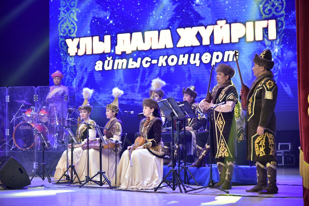 دانىشپان تويىنا ءبىر تامشى ۇلەس