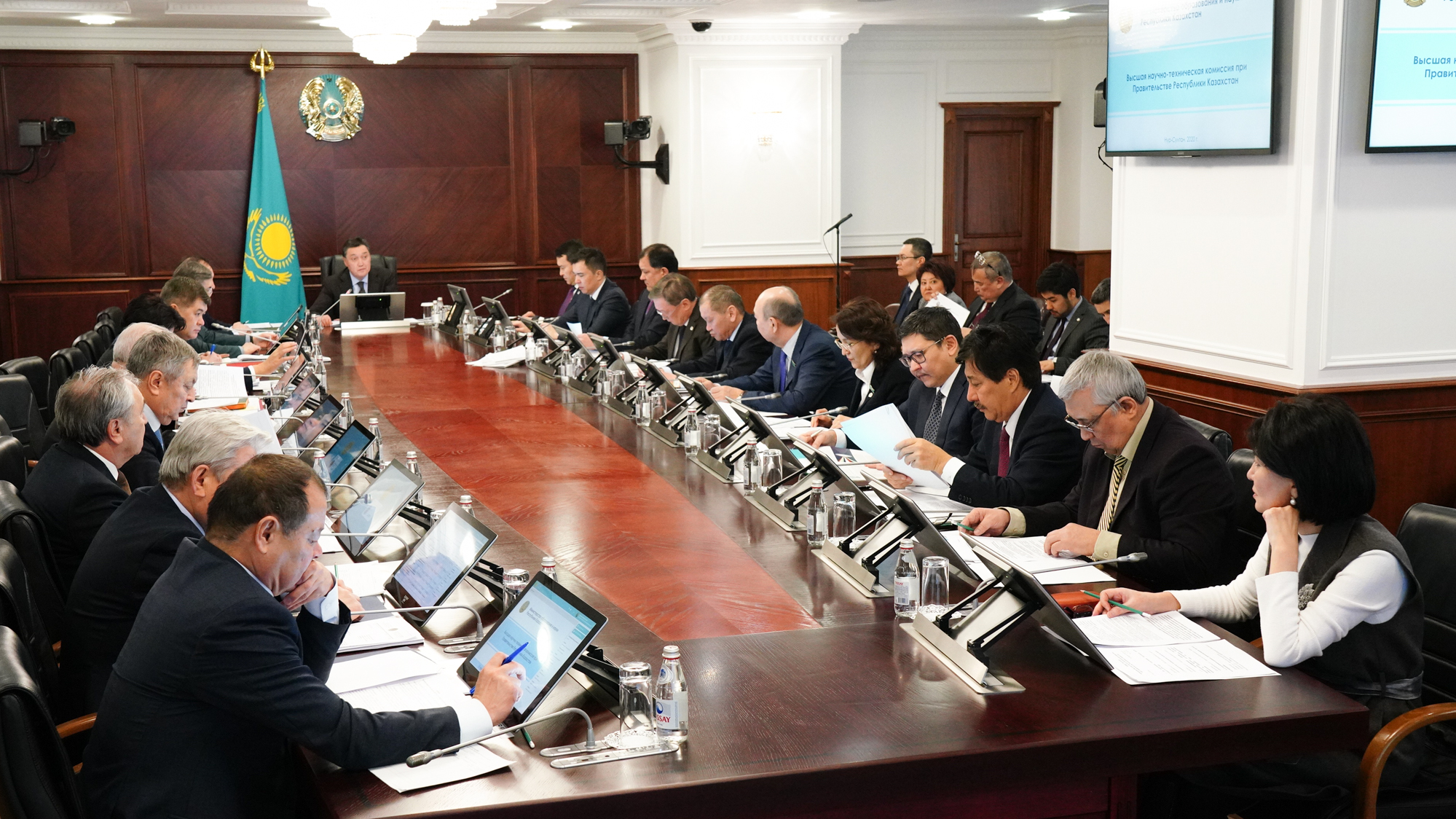 2020-2022 جىلدارى قازاقستاندا جاس عالىمداردى گرانتتىق قارجىلاندىرۋعا 9 ملرد تەڭگە بولىنەدى