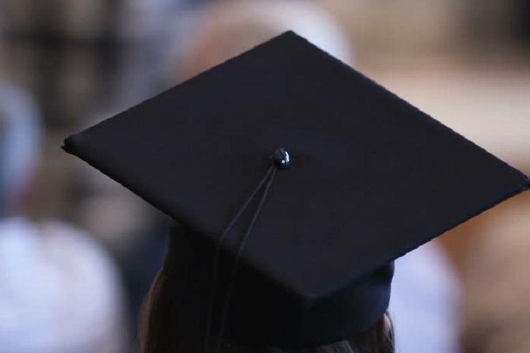 «بولاشاق» باعدارلاماسى بويىنشا قىتايدا وقىپ جاتقان ستۋدەنتتەردىڭ ماسەلەسى شەشىلدى