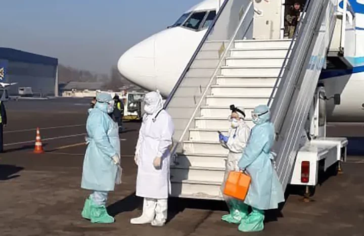 الماتى اۋەجايى قىتايدان كەلگەن جولاۋشىلاردى كارانتينگە جاتقىزادى