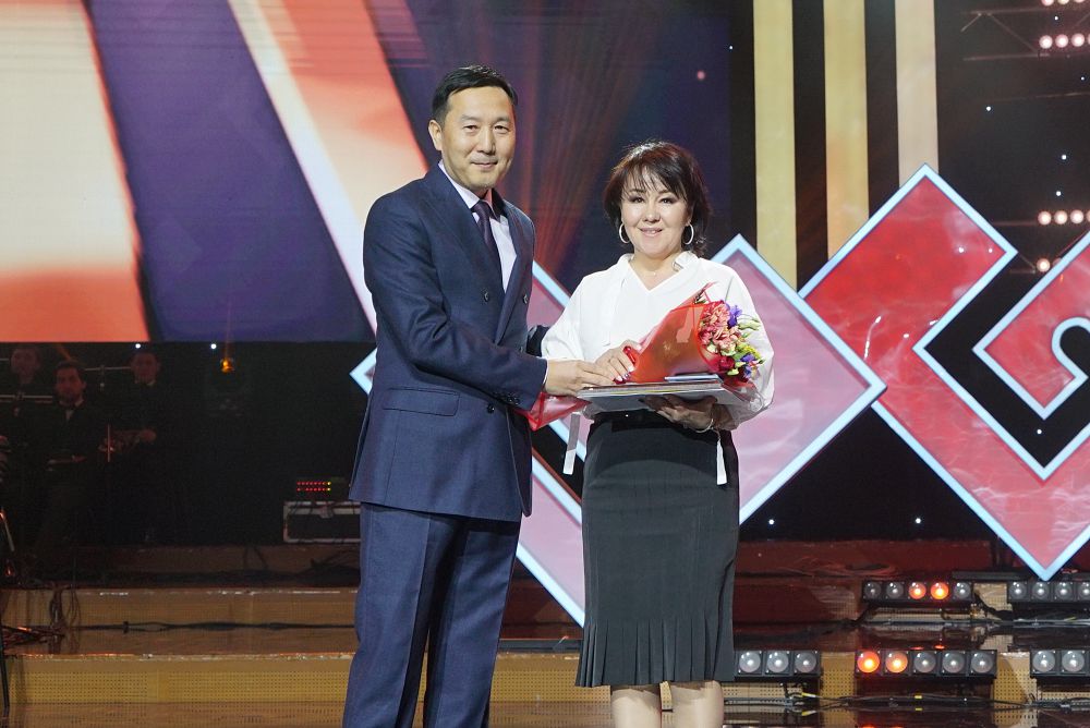 الماتىلىق ۇستاز ۇلتتىق قۇندىلىقتاردى  ۇلىقتاۋدىڭ تىڭ ءادىسىن جاسادى