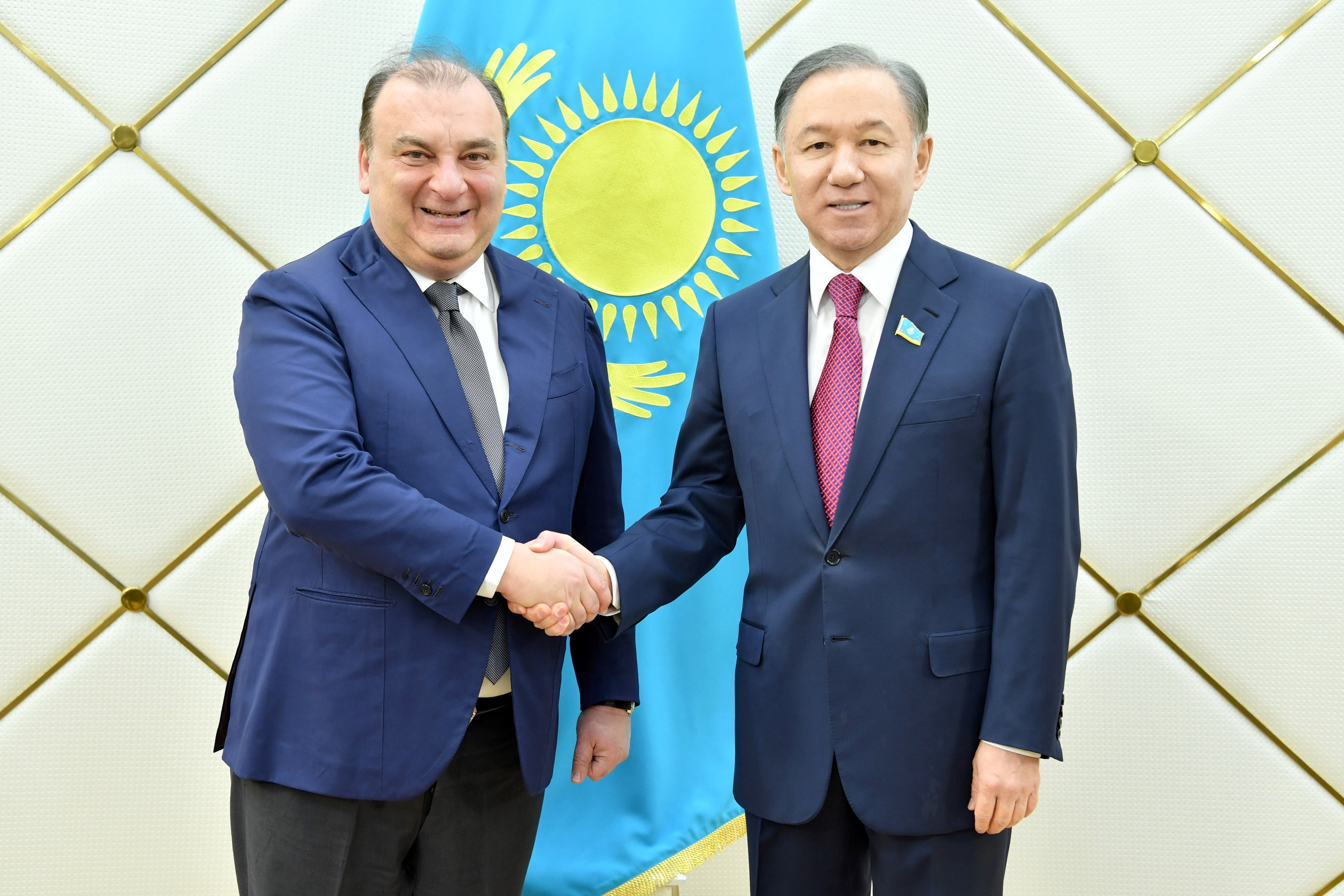 نۇرلان نىعماتۋلين ەۋروپالىق پارلامەنت دەلەگاتسياسىن قابىلدادى