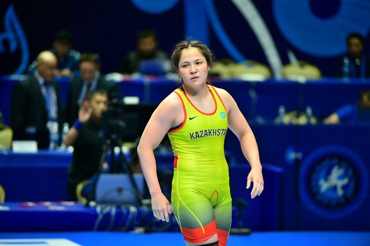 ايەلدەر كۇرەسىنەن 1993-2000 جىلدار ارالىعىنداعى ازيا چەمپيوناتتارىندا قانشا جۇلدە الدىق؟