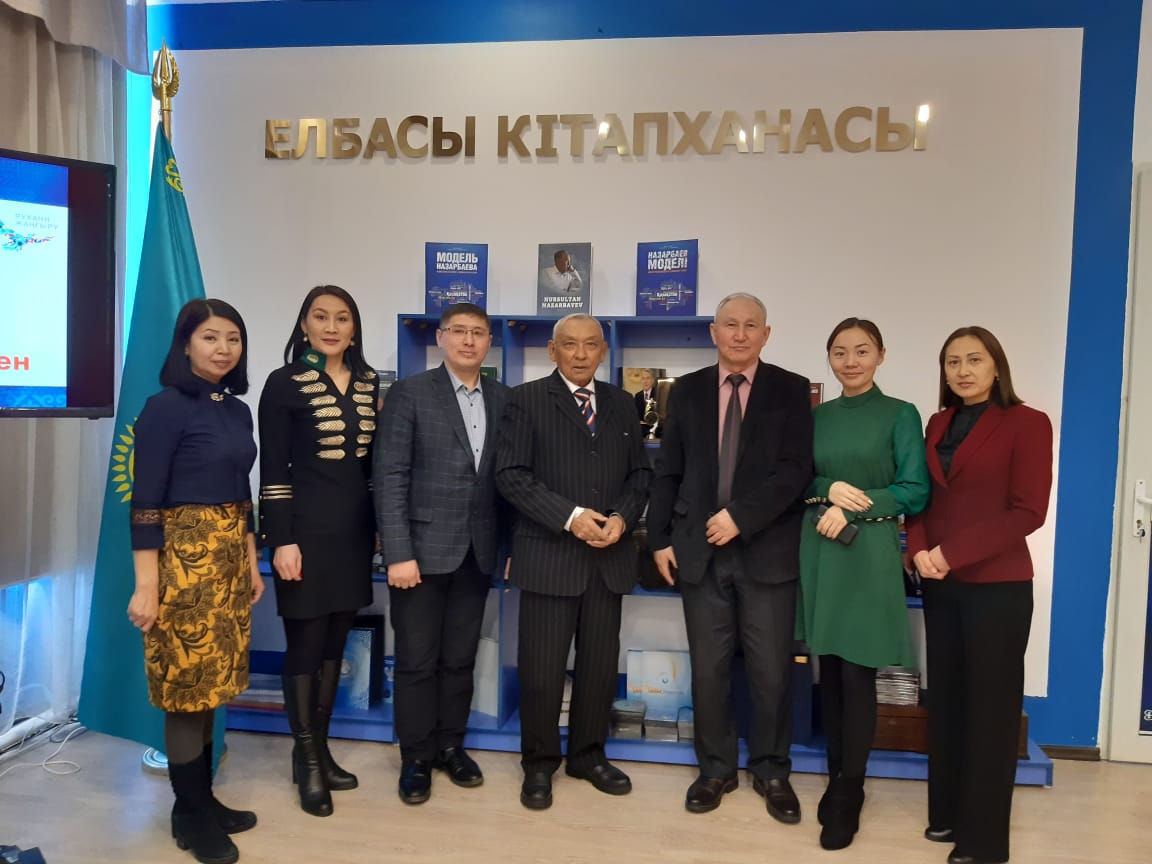 سەمەيلىك جاستار ولكەتانۋشى كليم تولەمىس ۇلىمەن كەزدەستى