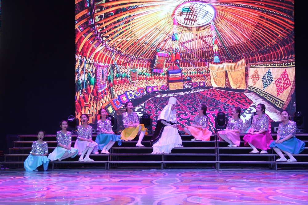 ورالدا قادىر كەشى ءوتتى