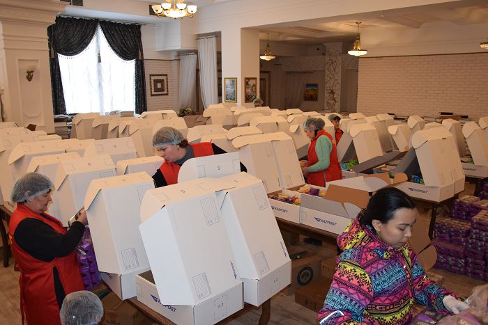 قوستاناي: 900-گە جۋىق بالا كەپىلدەندىرىلگەن الەۋمەتتىك پاكەت الدى