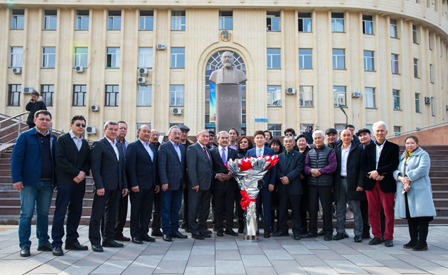 اباي مۇراسىن ناسيحاتتاۋ اياسىندا كورمە اشىلدى