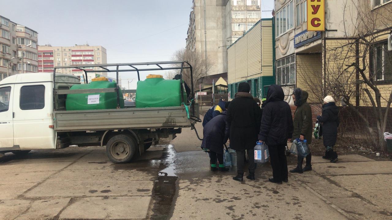 ورالدا تاعى دا كارىز قۇبىرى جارىلدى