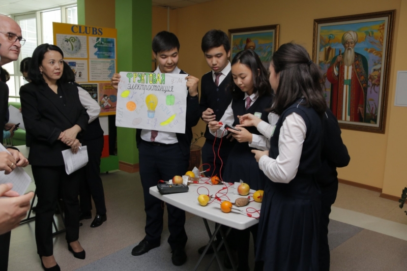 قاراعاندىلىق وقۋشىلار ءبىلىم جارىستىردى