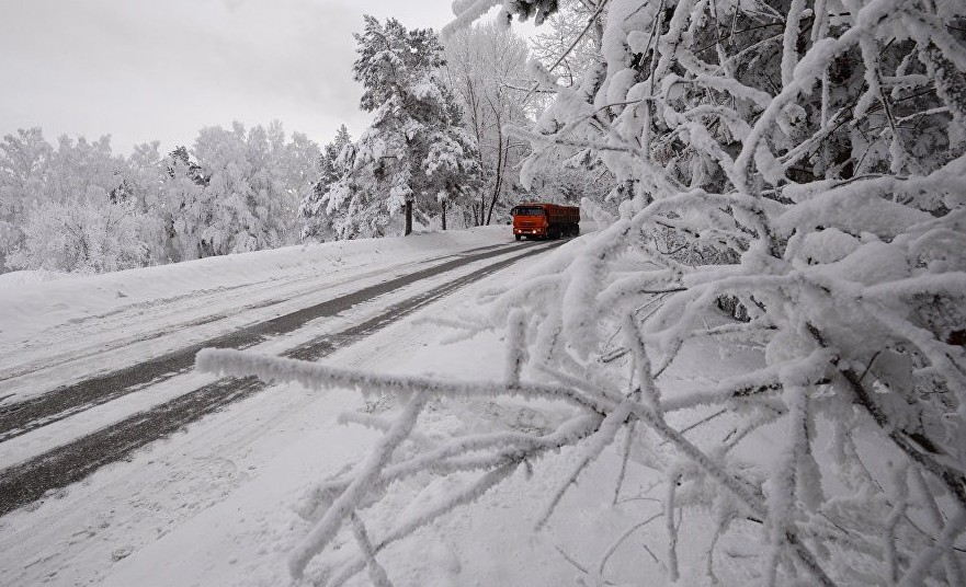 قار قۇرساۋىندا قالعان جولاۋشىلار قۇتقارىلدى