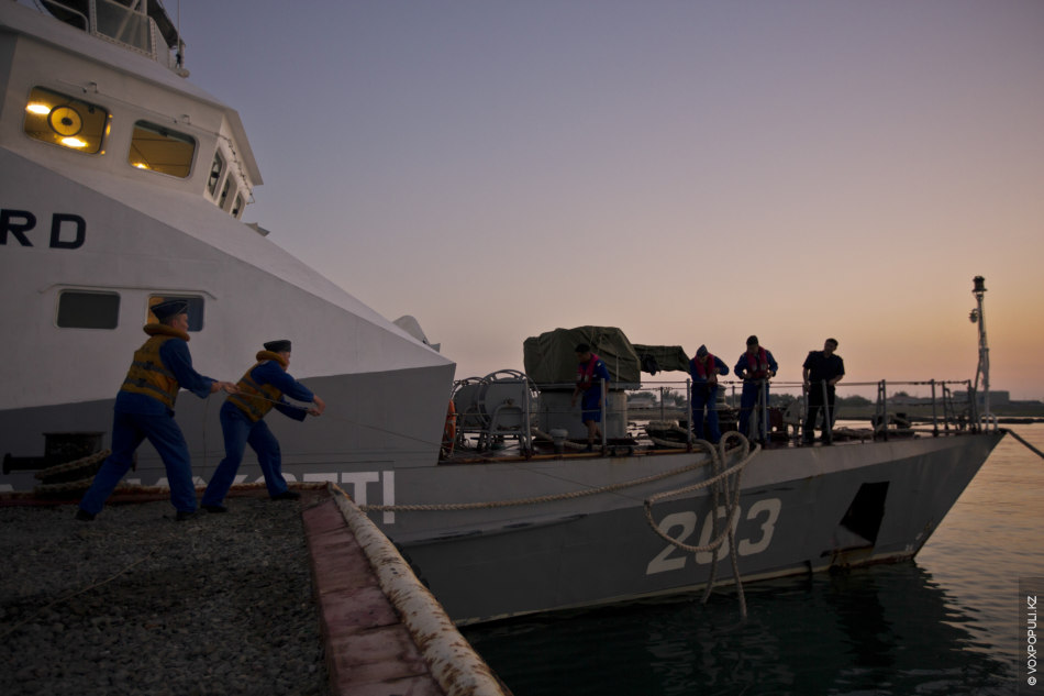 ەلىمىزدىڭ پورتتارىندا ءازىربايجان مەن يراننان كەلەتىن كەمەلەرگە قىزمەت كورسەتۋ ۋاقىتشا توقتاتىلادى