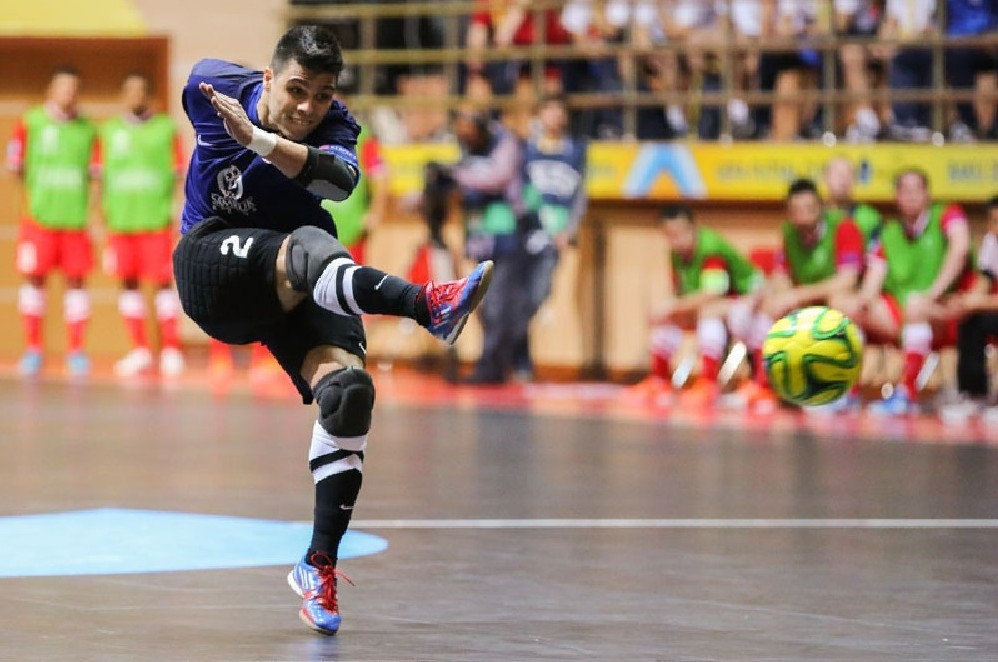 فۋتزال: يگيتا ەڭ ۇزدىك قاقپاشى اتاعىنان ءۇمىتتى