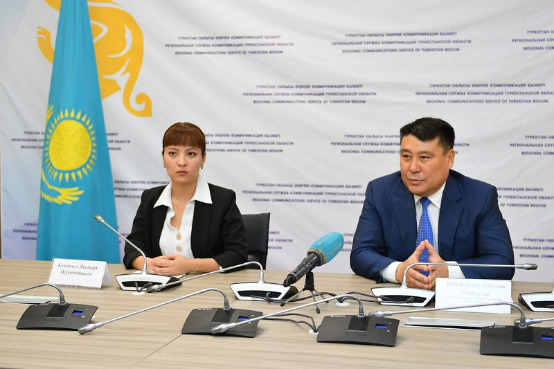 وتىراردا اشىق اسپان استىنداعى تەاتر ىسكە قوسىلادى